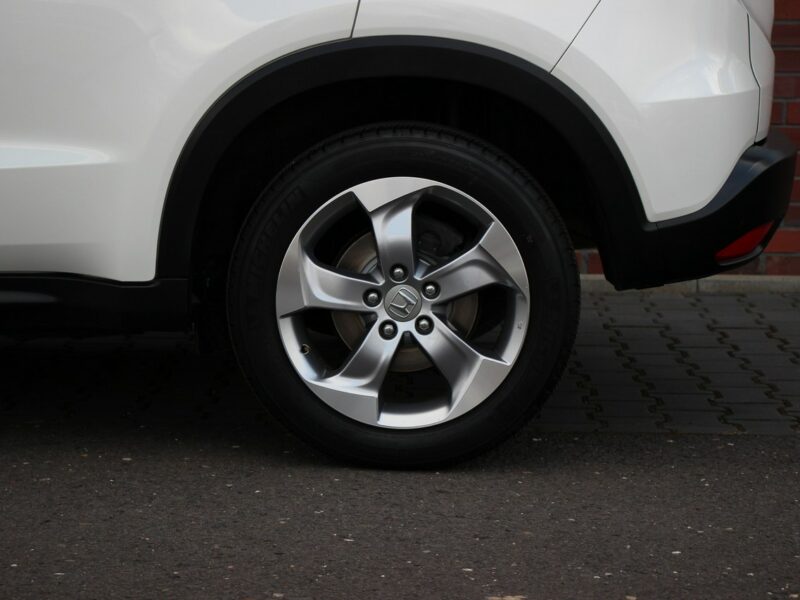 Honda HR-V AWD*Automat*Klima*Kamera*Esp*Alu*Temp*Komp*BT*Gwarancja VGS !!! II (2015-2021)