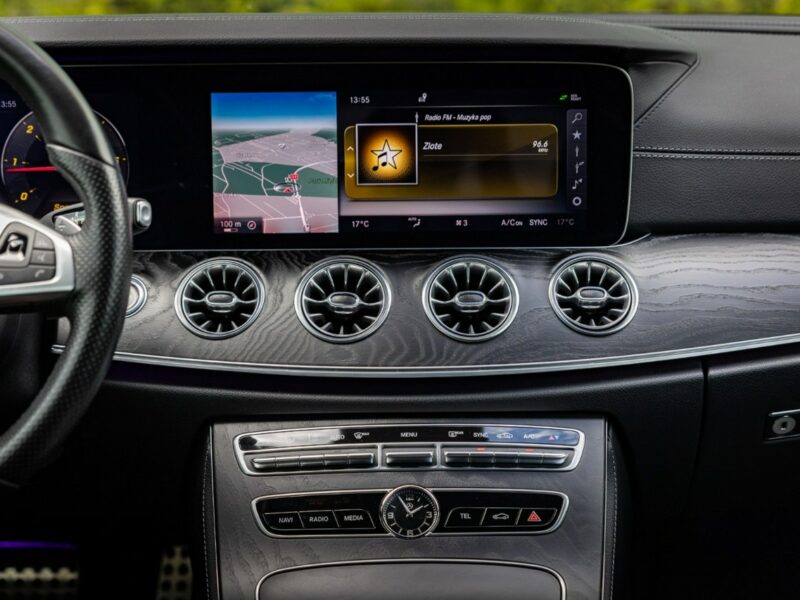 Mercedes E 220 Salon Polska W213 (2016-)