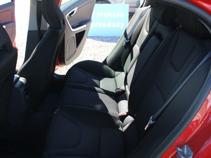 Volvo S60 F-Vat,Gwarancja,Salon Polska,I-właściciel,ALU,Tempomat,Czujniki Parkow II (2010-)