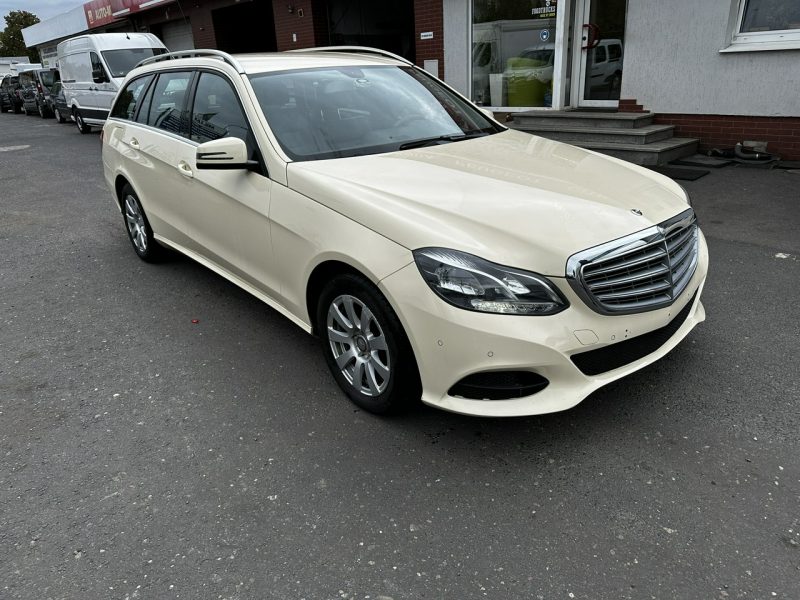 Mercedes E 260 E200 CDI Bluetec 7G-tronie 2015 LIFT Skóra FullLed ELEGANCE W212 (2009-)