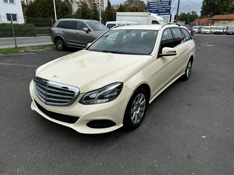 Mercedes E 260 E200 CDI Bluetec 7G-tronie 2015 LIFT Skóra FullLed ELEGANCE W212 (2009-)