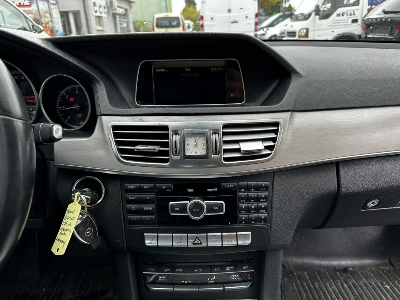 Mercedes E 260 E200 CDI Bluetec 7G-tronie 2015 LIFT Skóra FullLed ELEGANCE W212 (2009-)