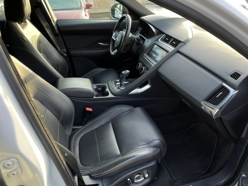 Jaguar E-Pace R-Dynamic Sport AWD Panorama Komfort FullLED VirtualCocpit Meridian I (2017 -)