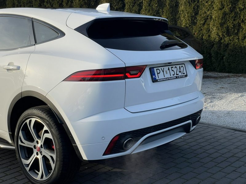 Jaguar E-Pace R-Dynamic Sport AWD Panorama Komfort FullLED VirtualCocpit Meridian I (2017 -)