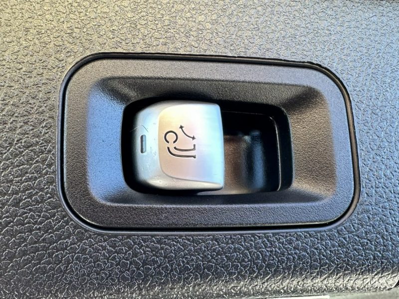 Mercedes C 180 LED,Navi,PDC,Serwis,Gwarancja W205 (2014-2021)