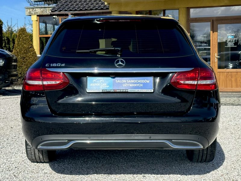 Mercedes C 180 LED,Navi,PDC,Serwis,Gwarancja W205 (2014-2021)