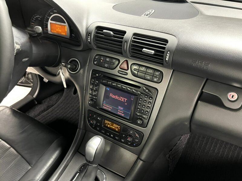Mercedes C 32 AMG 3.2 KOMPRESSOR 354KM*BOSE Audio*Navi GPS*Skóry*Alu 17*Xenon*Z NIEMIEC W203 (2000-2007)