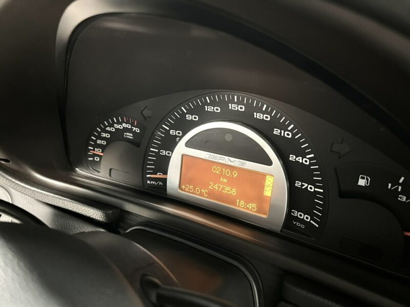 Mercedes C 32 AMG 3.2 KOMPRESSOR 354KM*BOSE Audio*Navi GPS*Skóry*Alu 17*Xenon*Z NIEMIEC W203 (2000-2007)