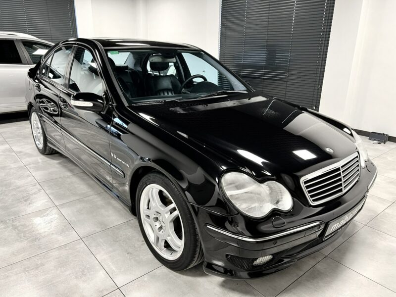 Mercedes C 32 AMG 3.2 KOMPRESSOR 354KM*BOSE Audio*Navi GPS*Skóry*Alu 17*Xenon*Z NIEMIEC W203 (2000-2007)