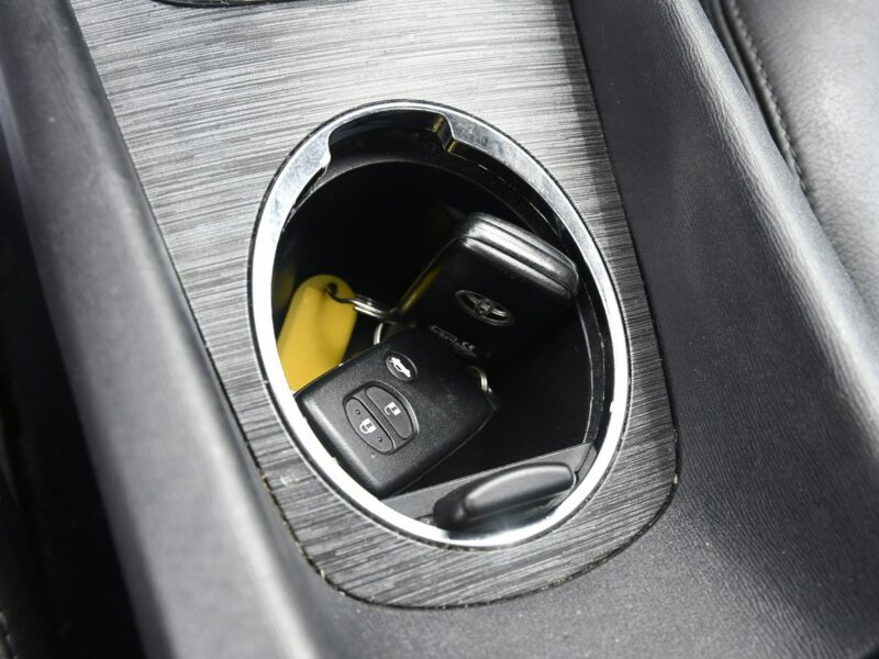 Toyota Avensis 1,8B DUDKI11 Skóry,Navi,Klimatronic 2 str.Tempomat,kredyt,GWARANCJA III (2009-)