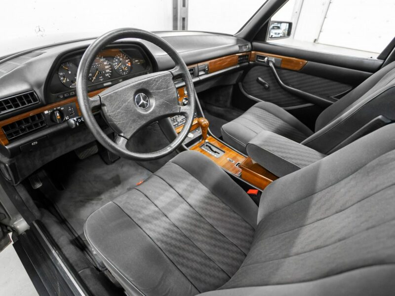 Mercedes S 280 W126. Bezwypadkowy. Klimatyzacja. Oryginał. Stan Kolekcjonerski. W126 (1980-1993)
