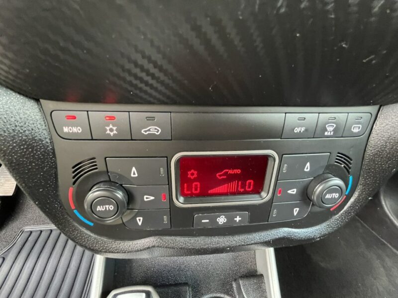 Alfa Romeo Mito Alfa Romeo Mito 1.3JTD 2012r Climatronic Sprowadzona Opłacona Alufelgi