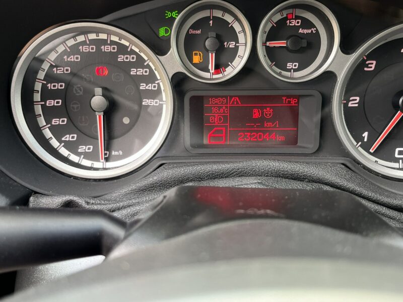 Alfa Romeo Mito Alfa Romeo Mito 1.3JTD 2012r Climatronic Sprowadzona Opłacona Alufelgi