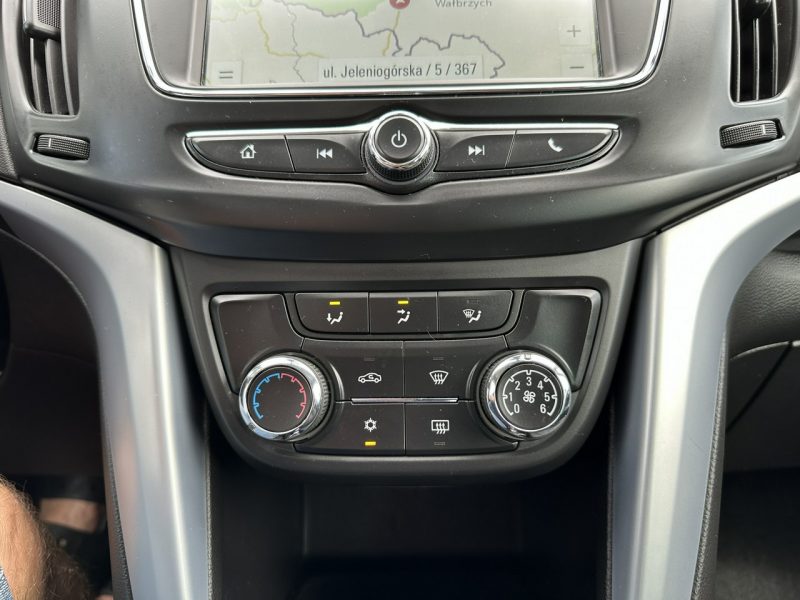 Opel Zafira FL,LED,Navi,PDC,Gwarancja C (2011-)