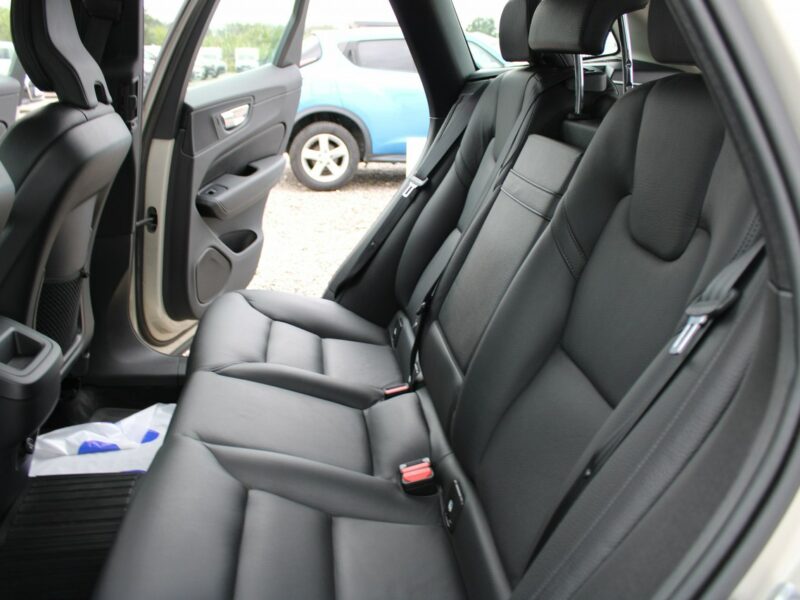 Volvo XC 60 HARMAN/KARDON Skóra F-vat SalonPL Gwarancja Full Led II (2017-)