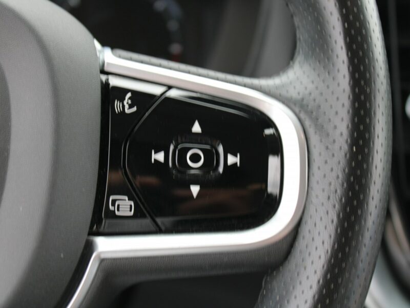Volvo XC 60 HARMAN/KARDON Skóra F-vat SalonPL Gwarancja Full Led II (2017-)