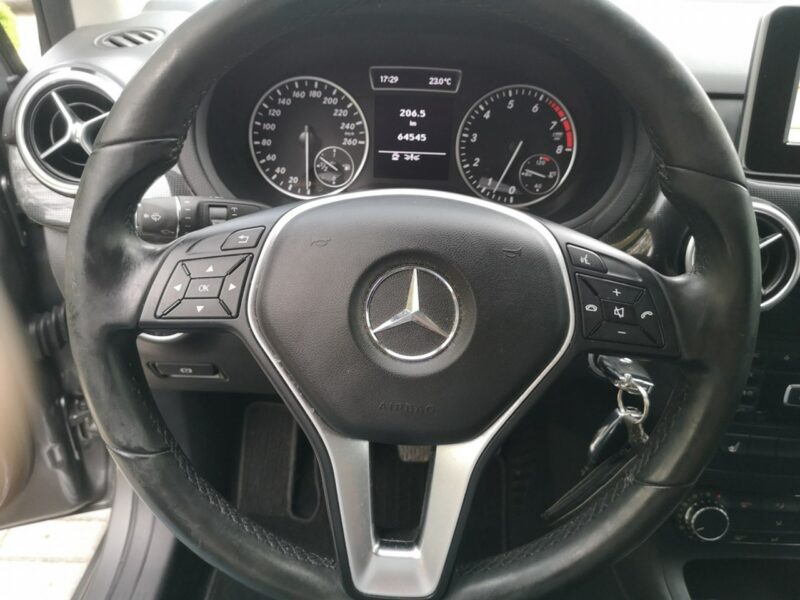 Mercedes B 180 1,6 16v 122KM # Klimatronik# Navi # Alu Felgi # Servis #Ledy#Gwarancja W246 (2011-)