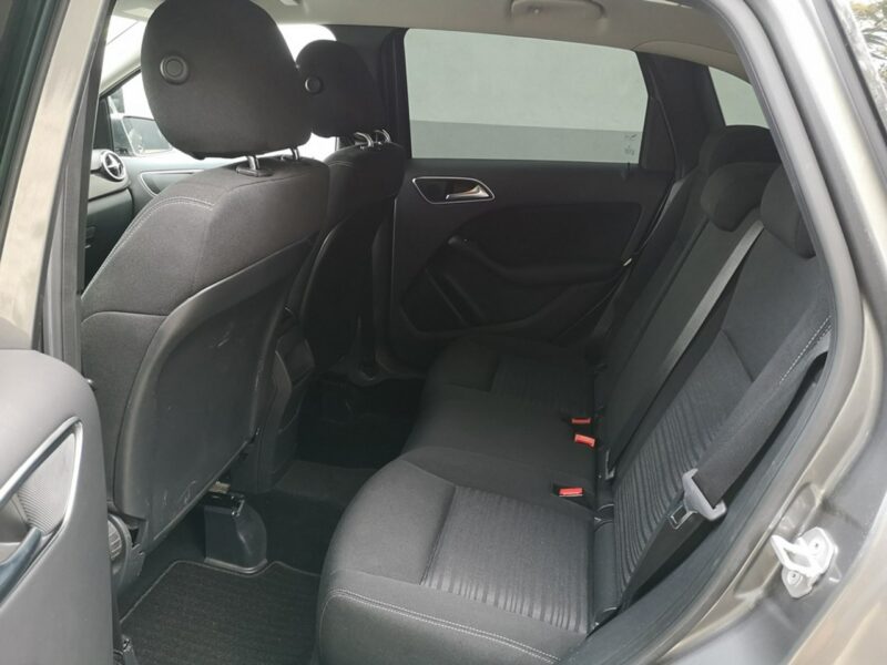 Mercedes B 180 1,6 16v 122KM # Klimatronik# Navi # Alu Felgi # Servis #Ledy#Gwarancja W246 (2011-)