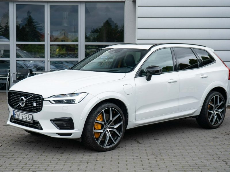 Volvo XC 60 T8 R-Design Polestar Engineered Panorama Harman/Kardon II (2017-)