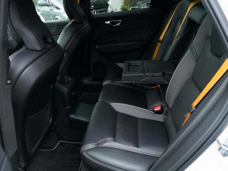 Volvo XC 60 T8 R-Design Polestar Engineered Panorama Harman/Kardon II (2017-)