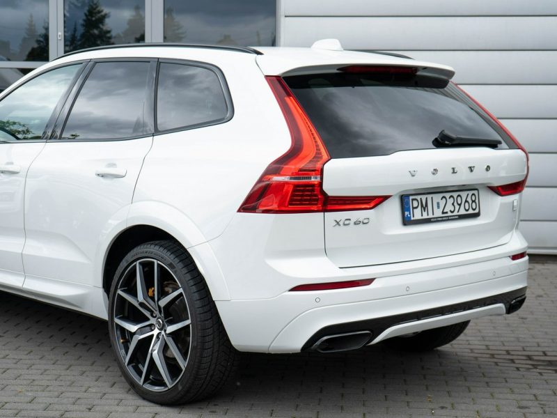Volvo XC 60 T8 R-Design Polestar Engineered Panorama Harman/Kardon II (2017-)