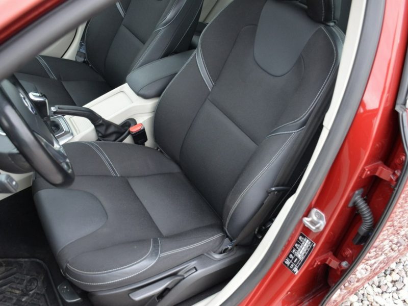 Volvo V40 Zarejestrwane 2.0D4 190KM Full LCD Led Harman/Kardon II (2012-)