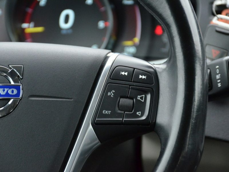 Volvo V40 Zarejestrwane 2.0D4 190KM Full LCD Led Harman/Kardon II (2012-)