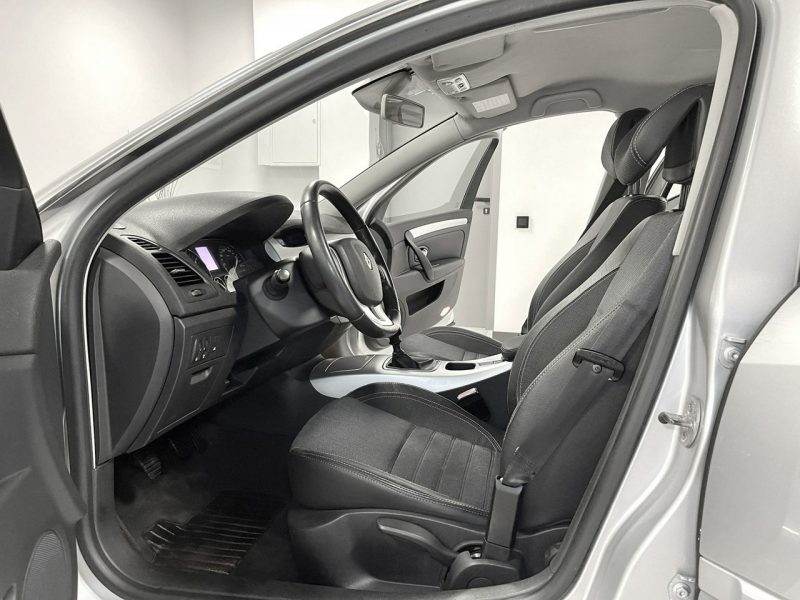 Renault Laguna 2.0 dci 150 KM*DYNAMIQUE*Soczewka*Alu*Tempomat*Klimatronic*Z Niemiec* III (2007-)