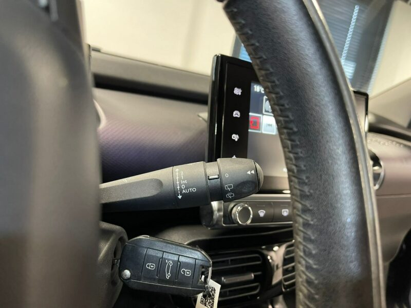 Citroen C4 Cactus 1.2 VTi 82KM*SHINE*ALU*Black Pak*relingi*Navi Kolor*Led*Z Niemiec I (2014-)