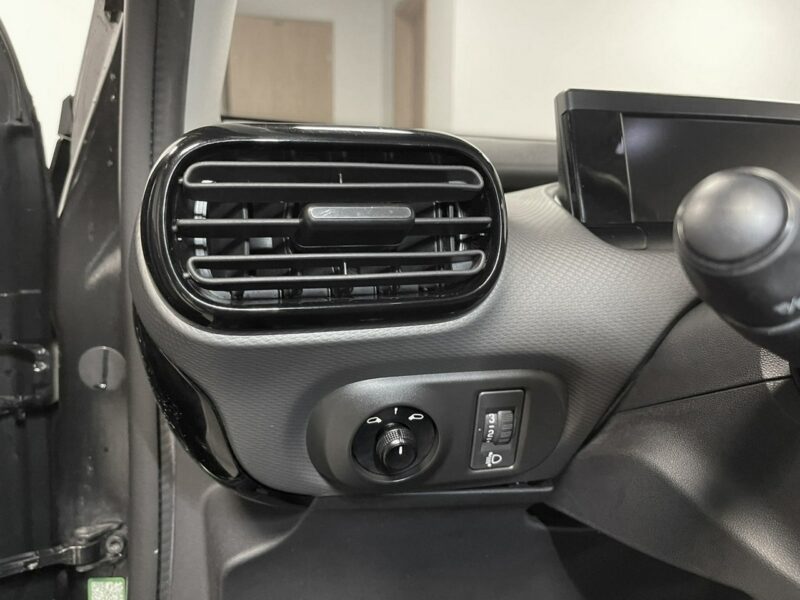 Citroen C4 Cactus 1.2 e-THP*SHINE*Lifting*ALU*Black Pak*relingi*Navi Kolor*Led*Z Niemiec I (2014-)