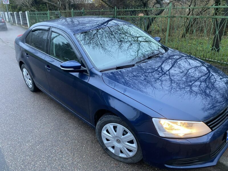 Volkswagen Jetta Benzyna, automat ,skóry, tempomat, opony wielosezonowe, Isofix A6 (2010-)