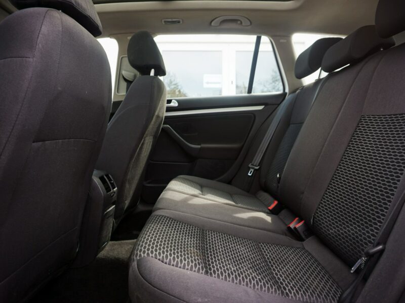 Volkswagen Golf Variant 1.6 TDi, Zarejestrowany, Ubezpieczony, Ekonomiczny, VI (2008-2012)