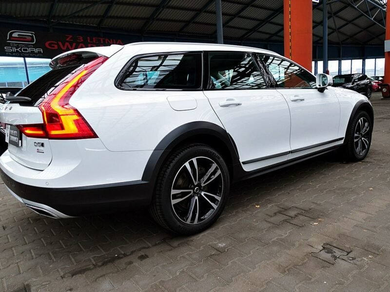 Volvo V90 Cross Country HARMAN/kardon MASAŻE 3Lata GWAR I-wł Kraj Bezwypad D5 235KM 4x4 FV23%