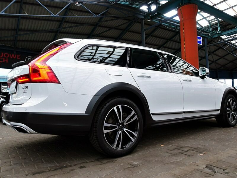 Volvo V90 Cross Country HARMAN/kardon MASAŻE 3Lata GWAR I-wł Kraj Bezwypad D5 235KM 4x4 FV23%