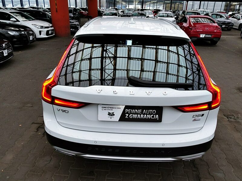 Volvo V90 Cross Country HARMAN/kardon MASAŻE 3Lata GWAR I-wł Kraj Bezwypad D5 235KM 4x4 FV23%