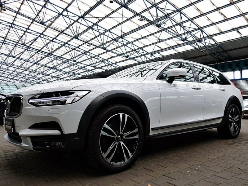 Volvo V90 Cross Country HARMAN/kardon MASAŻE 3Lata GWAR I-wł Kraj Bezwypad D5 235KM 4x4 FV23%