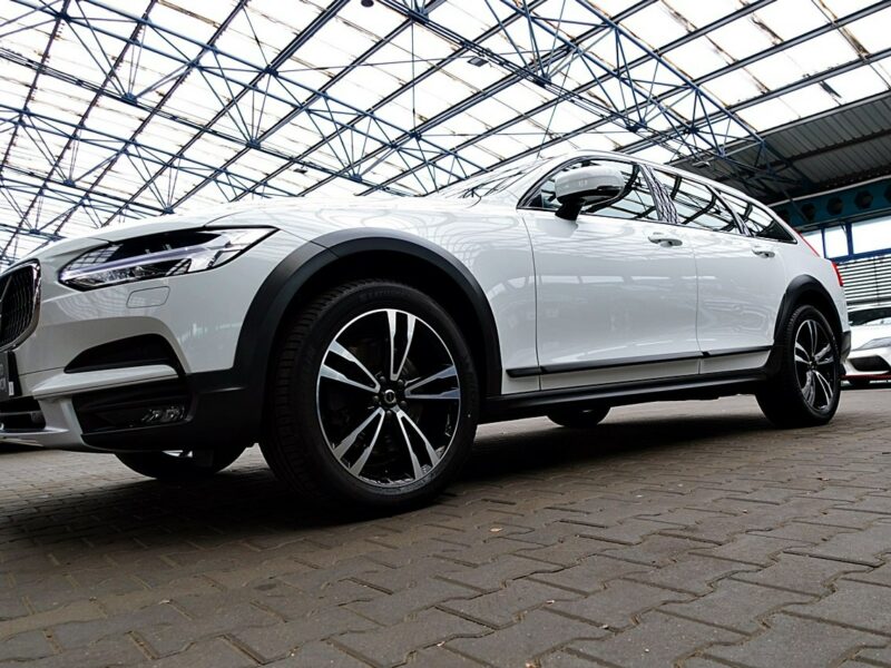 Volvo V90 Cross Country HARMAN/kardon MASAŻE 3Lata GWAR I-wł Kraj Bezwypad D5 235KM 4x4 FV23%