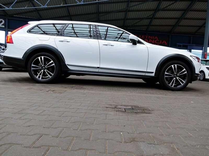 Volvo V90 Cross Country HARMAN/kardon MASAŻE 3Lata GWAR I-wł Kraj Bezwypad D5 235KM 4x4 FV23%