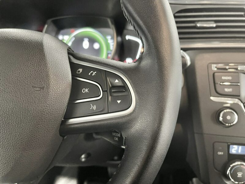 Renault Kadjar 1.5 DCi 110KM*Automat*Energy ZEN*Navi*KeyLessGo*Xenon*HandsFree I (2015-)