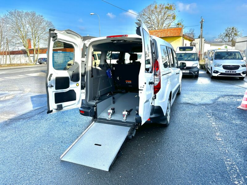 Ford Tourneo Connect Connect dla Niepełnosprawnych rampa inwalida Model 2021 PFRON II (2013-2022)