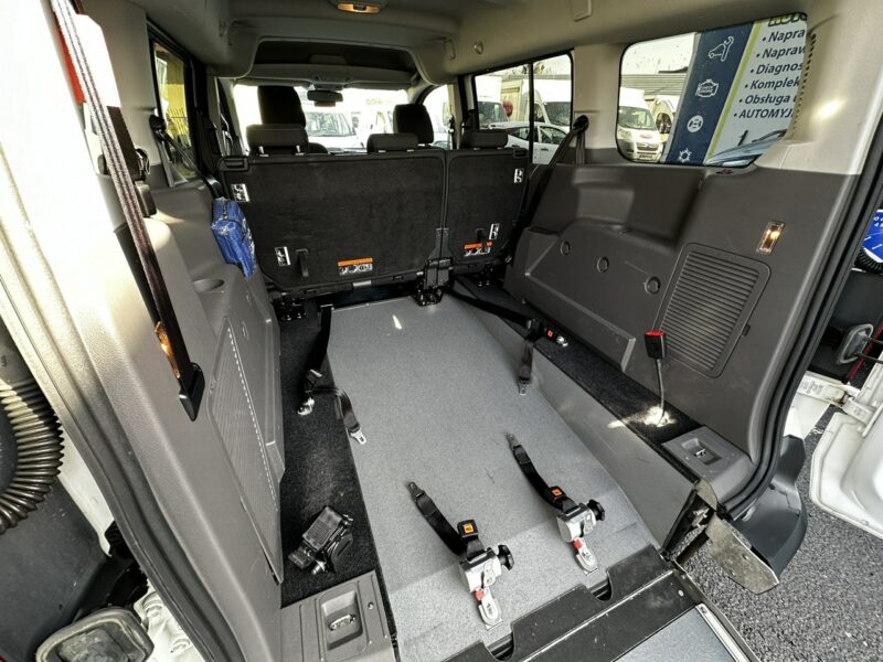 Ford Tourneo Connect Connect dla Niepełnosprawnych rampa inwalida Model 2021 PFRON II (2013-2022)