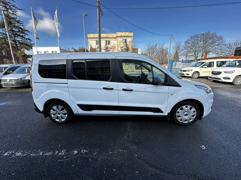 Ford Tourneo Connect Connect dla Niepełnosprawnych rampa inwalida Model 2021 PFRON II (2013-2022)