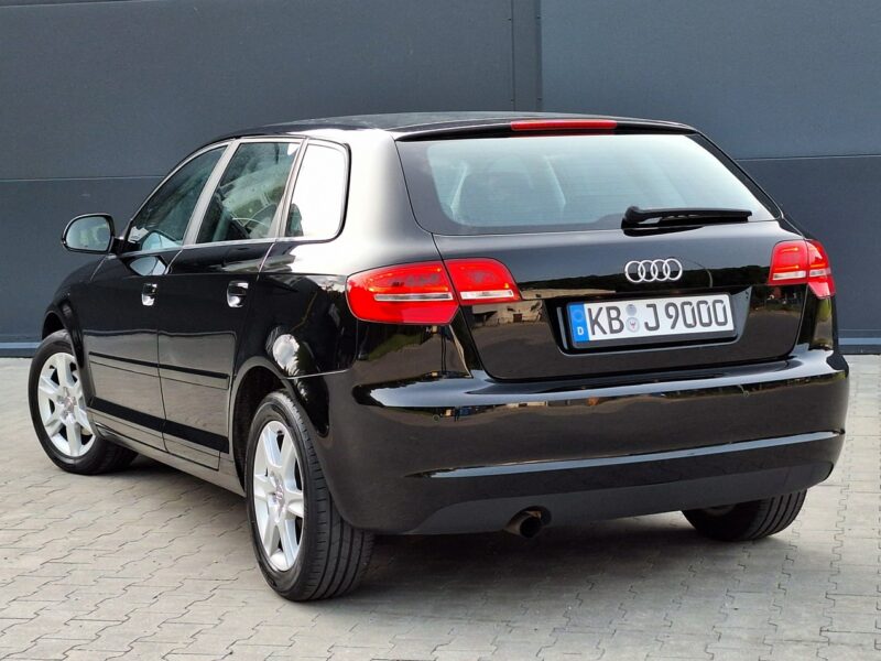 Audi A3 * 1.6MPi* BDB STAN* KLiMAtronik* podgrzew. fotele* LiFTiNG 8P (2003-2012)