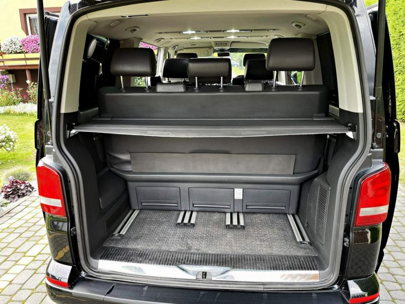 Volkswagen Multivan TDI 180KM Highline Webasto Navi El. Drzwi Pod. Fotele