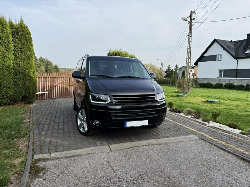 Volkswagen Multivan TDI 180KM Highline Webasto Navi El. Drzwi Pod. Fotele