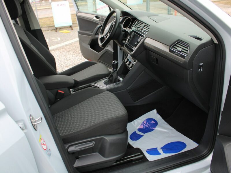 Volkswagen Tiguan Allspace Comfortline LED F-vat Gwarancja SalonPOLSKA
