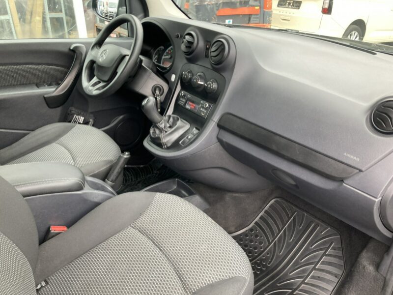 Mercedes Citan Mercedes Citan dla Niepełnosprawnych Inwalida Rampa 2018
