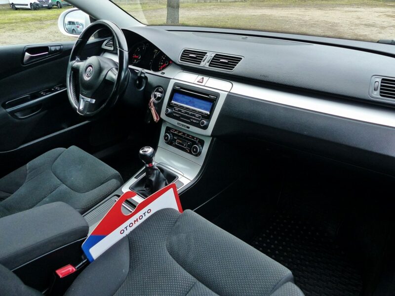 Volkswagen Passat 1.6 TDI COMFORTLINE*Climatronic*Alu*Pełna Elektryka*Zadbany*ZOBACZ!!! B6 (2005-2010)