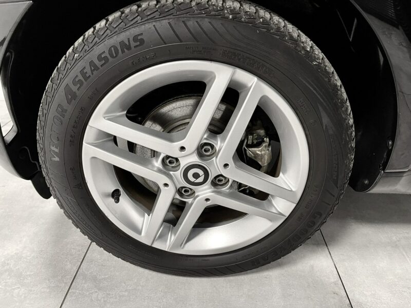 Smart Fortwo EQ 60kW*Lift*Automat*Tempomat*Bluetooth*Klima*ALU*Elektryk*F-VAT 23% III (2014-)