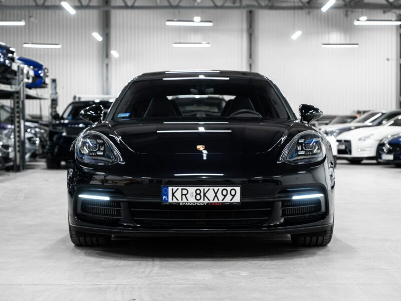 Porsche Panamera 4 Sport Turismo. Sport Chrono. Burmester High End. Panorama. FV23%.